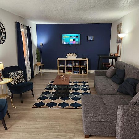 Centauri Vacation Rentals Beautiful 2-Bedroom Condo, Near All Orlando Attractions, Free Parking & Wi-Fi, King Bed Екстер'єр фото